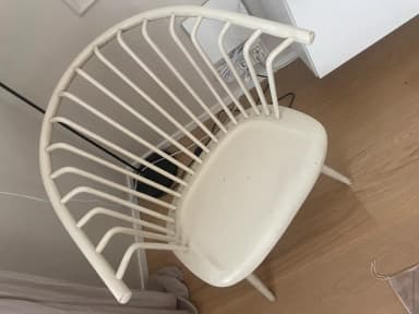Silla Crinolette de Ilmari Tapiovaara en estado original