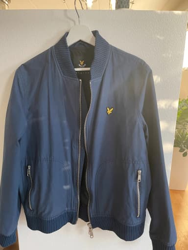 Dunkelblaue Fred Perry Jacke Größe S