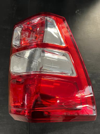 Luz trasera izquierda para Suzuki Grand Vitara desde 2005