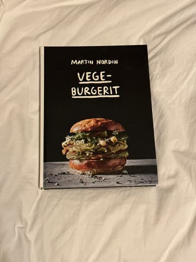 Vegeburger-oppskrifter av Martin Nordin på finsk