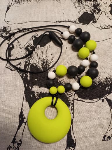 Silicone nursing and baby teething necklace