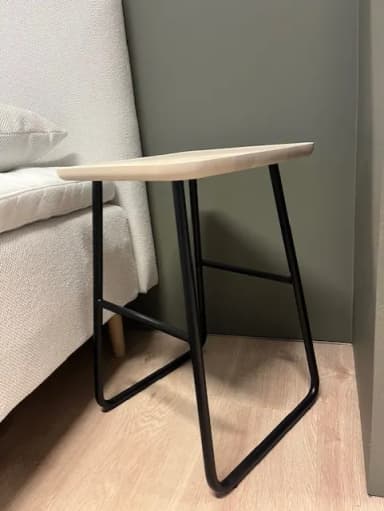 Jensen Add-On Floor Nachttisch aus Birke mit klaren Linien
