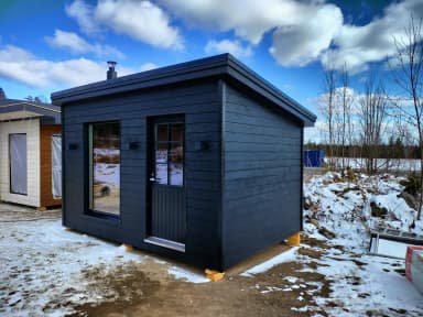 Stilvoller isolierter 12m2 JWR Ylläs Unterkunftsraum