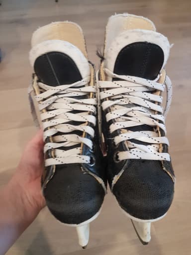 Patines de hockey Rookie Winnipeg usados talla 27