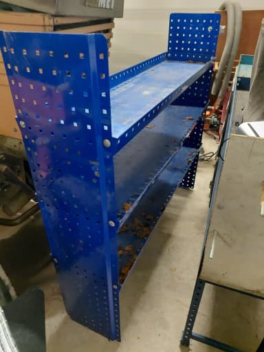 Sistema modular de estantes y cajonera para furgoneta con medidas exactas