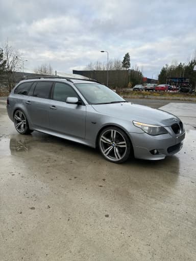 Despiece de BMW 535d E61 de 2006 en gris plata