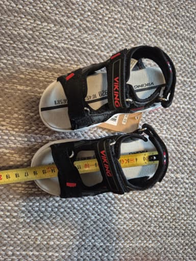 Viking unisex children's sandals size 25 in black