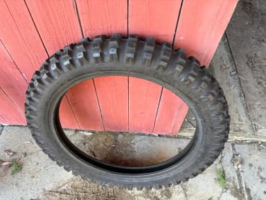 Neumático Cheng Shin C-755 3.00-16 para moto de cross sin usar