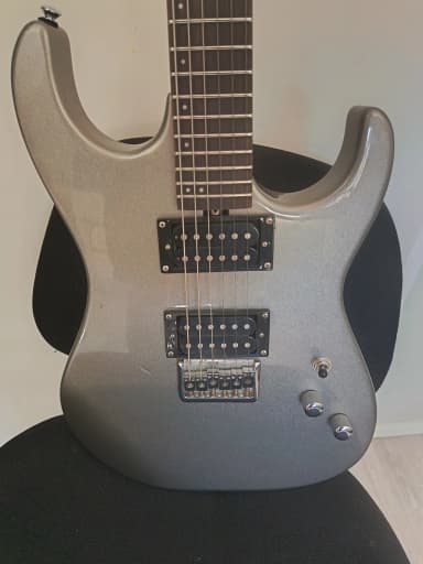 Guitarra eléctrica Washburn X-series 2019 con doble humbucker