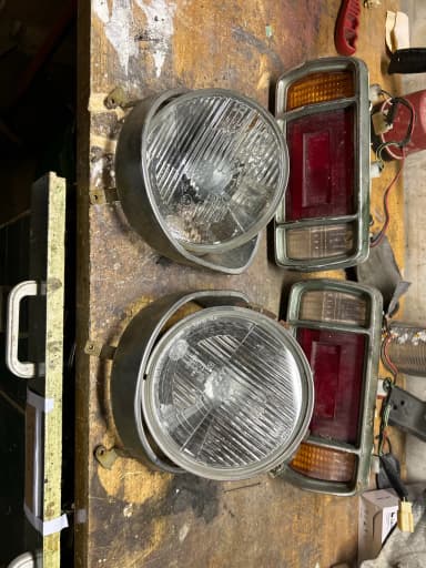 Luces delanteras y traseras para Datsun 1200