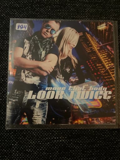 Look Twice Move That Body 2010 CD-Single mit Remixen