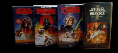 Star Wars VHS-Sammlung mit 4 Filmen in gutem Zustand