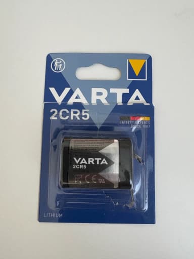 Batería de litio Varta 2CR5 6 V, abierta pero sin usar para cámaras