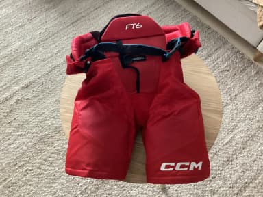 Lett brukte CCM FT6 ishockeybukser størrelse small