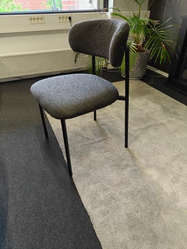 Conjunto de 6 sillas de comedor Masku Bow en negro y gris oscuro