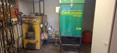 Arimax 340 bio 40 kW kjele med Hakki materskrue og ilddør