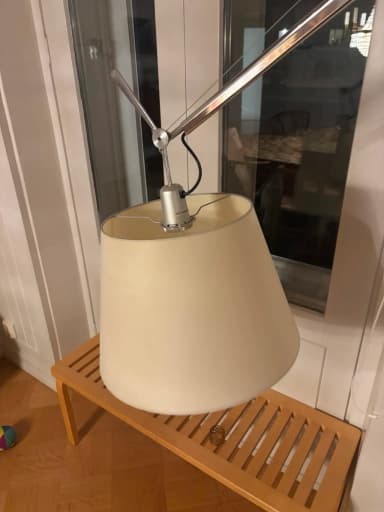 Artemide Tolomeo Stehlampe mit verstellbarem Arm und Stoffschirm