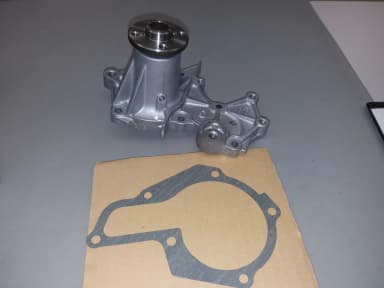 Bomba de agua y junta nuevas para motores Suzuki 1,6 M13A M15A M16