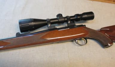 Rifle Sako L461 .222 Rem con visor ZOS 3-9x40 AO