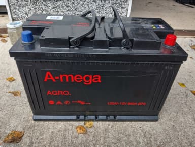 Neue 125Ah Traktor-Batterie mit 2 Jahren Garantie