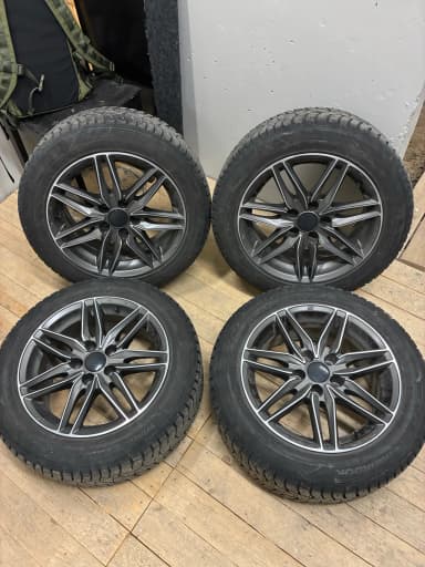 Llantas de aluminio MSW 24 16” con neumáticos con clavos