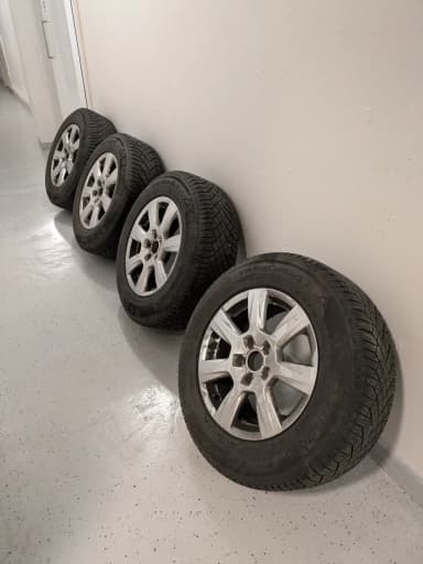 Audi wheels with Continental winter tires for smooth driving
