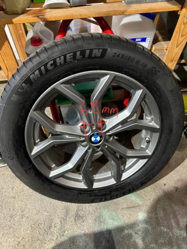Neumáticos de verano BMW X3 con llantas originales 7,5x19