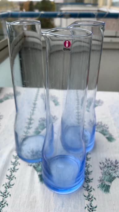 Decantadores Iittala Essence en azul claro, juego de 3 o individuales