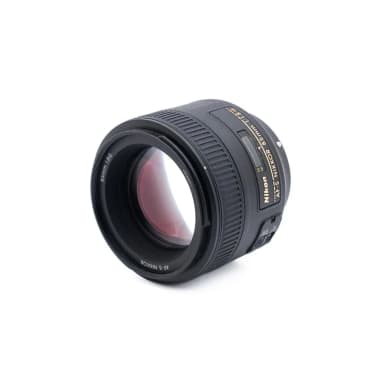 Nikon AF-S Nikkor 85mm f/1.8 G Porträtobjektiv in sehr gutem Zustand