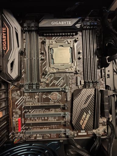Intel i9-7900X mit Gigabyte X299 UD4 Pro und 64GB DDR4 RAM