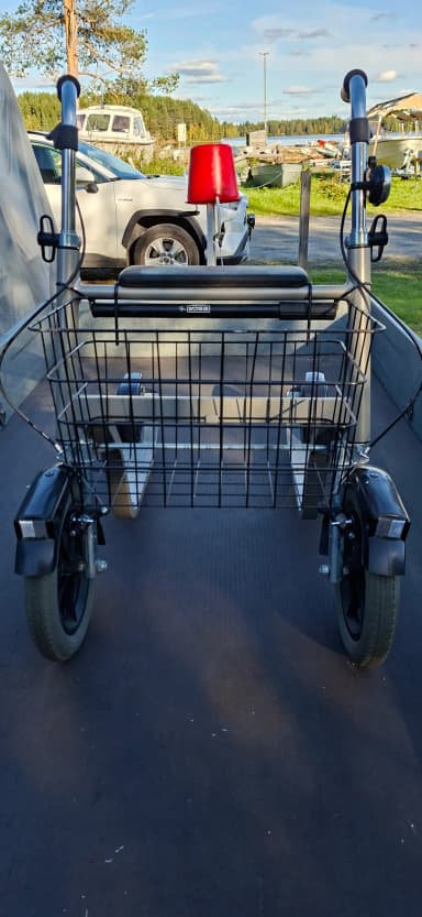 Esla City 3600 rollator with large front wheels and basket