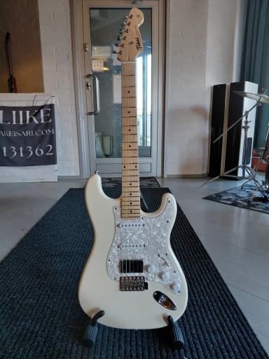 Tokai Goldstar Sound HSS electric guitar with humbucker pickup