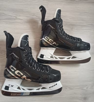 Patines de hielo CCM ft6 pro talla 5.5 en excelente estado