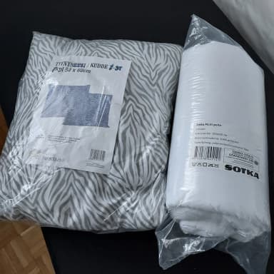Oöppnad filt och lätt använd kudde set 150x200cm