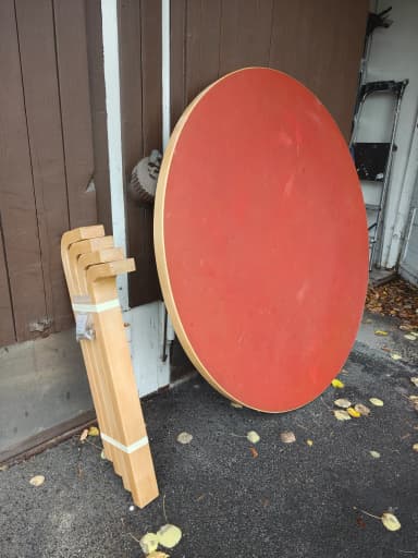 Vintage Artek Alvar Aalto Esstisch mit roter Linoleumplatte, 127 cm Durchmesser