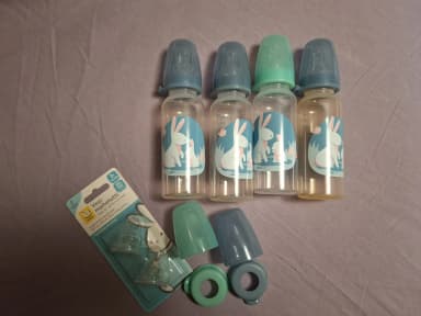 Juego de 4 chupetes para bebé Ainu con repuestos