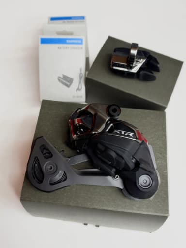 Kit de actualización Shimano M9250 XTR Di2 con piezas nuevas sin usar