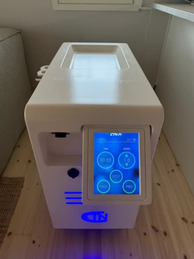 CTN XCRYO lokale Kryotherapiegerät mit unbenutztem Zubehör