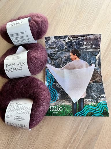 Kit Sandnes Garn para bufanda triangular de mohair y seda fina