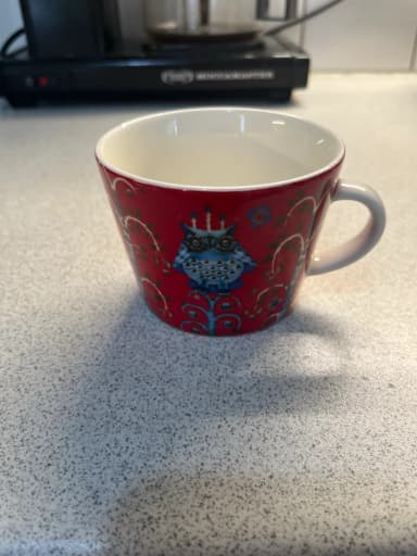 Rød Iittala Taika kaffekopp til daglig bruk