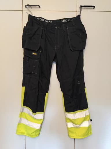Unused Snickers hanging pocket work trousers