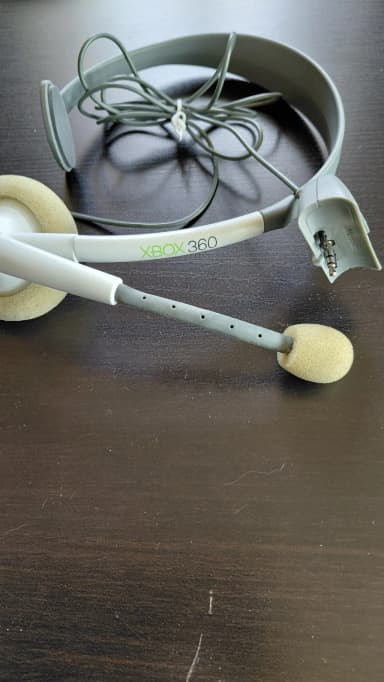 Gebrauchter Xbox 360 Controller in Dreiecksform