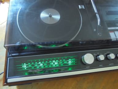 National Panasonic SG-1010L Stereoanlage mit Kassettenspieler aus den 70ern