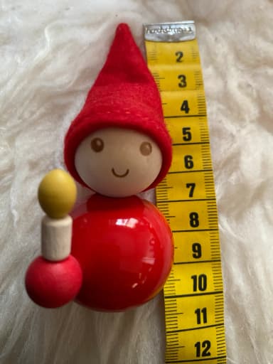 Adorno navideño de elfo de madera rojo Aarikka con vela