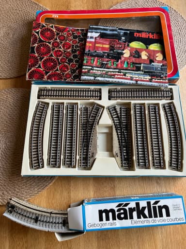 Märklin H0 5120 M-track set available
