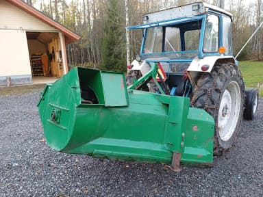 Traktor snøfreser med 220 cm arbeidsbredde og ny skrue