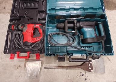 Makita og Einhell pigghammere med kofferter og tilbehør