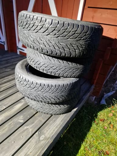 Hakkapeliitta winter tires with 6.3mm tread