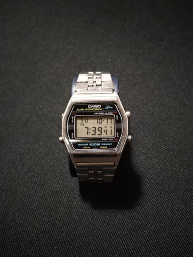 Seltene Vintage Casio W-750 Marlin Digitaluhr aus den 1980ern