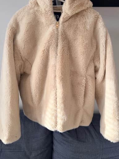 Beige Zara parka med hette og lommer størrelse 164 cm
